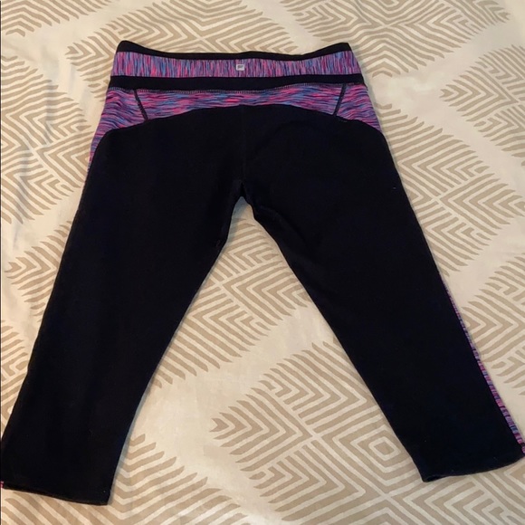 Fabletics Cropped Black Leggings - Picture 2 of 2